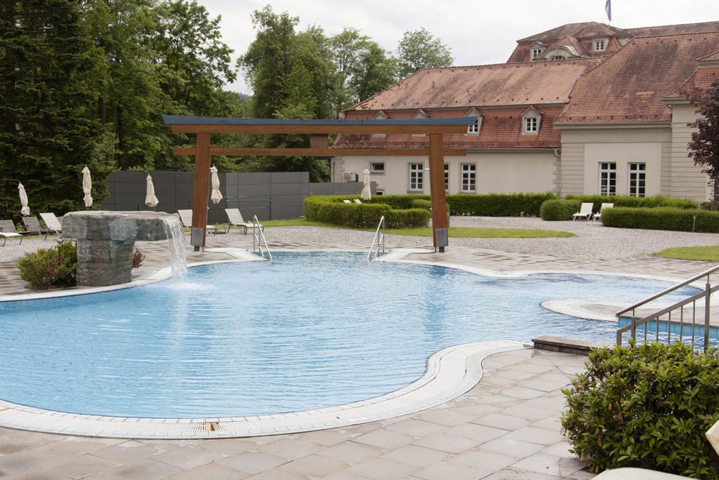 Gemütlicher Spabereich zum Entspannen während der Therapie