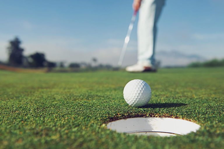 Golfen auf der Driving Range