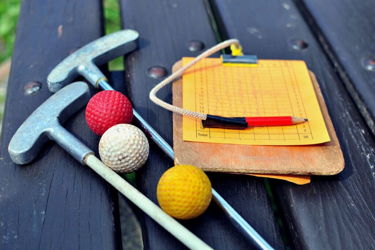 Minigolf spielen